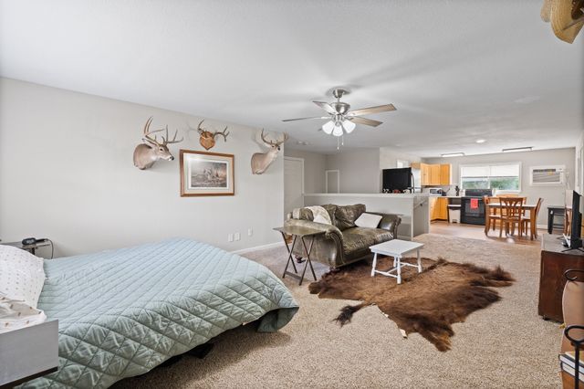 521 Woodard Avenue, Cleburne, TX 76033