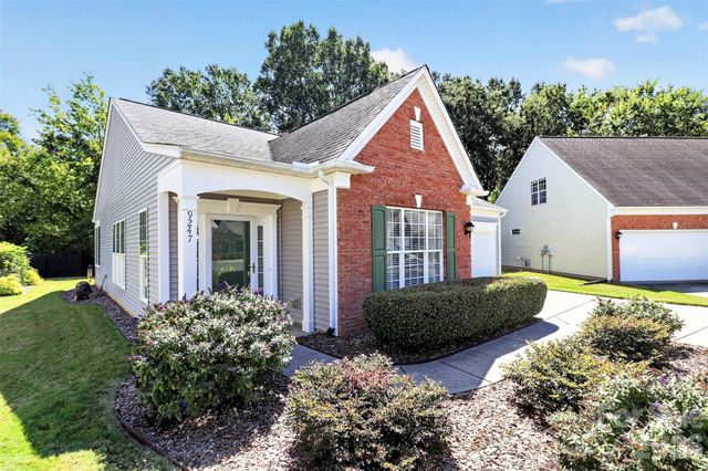 9247 Elrose Place, Charlotte, NC 28277