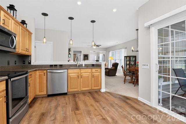 9247 Elrose Place, Charlotte, NC 28277