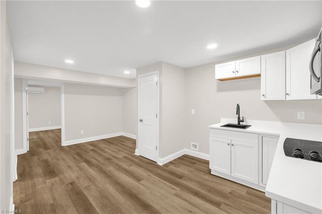 800 Essex Road, Winston-salem, NC 27105