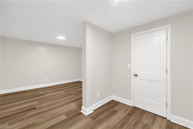 800 Essex Road, Winston-salem, NC 27105