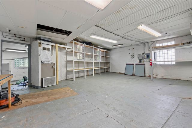 101 Railroad Ave, Carnegie, PA 15106