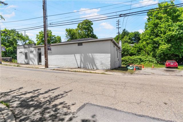 101 Railroad Ave, Carnegie, PA 15106