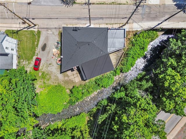 101 Railroad Ave, Carnegie, PA 15106