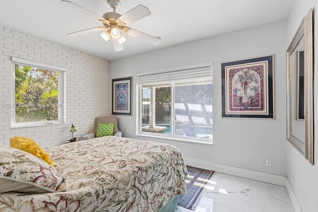 2624 NE 30th St, Fort Lauderdale, FL 33306