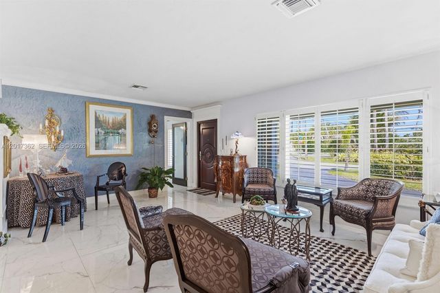 2624 NE 30th St, Fort Lauderdale, FL 33306