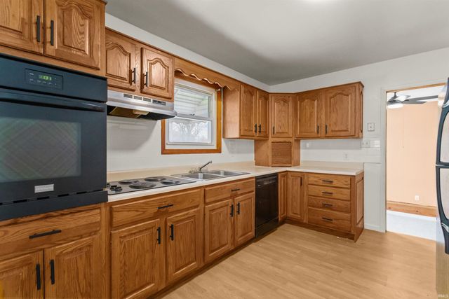 2137 N Waugh Street, Kokomo, IN 46901