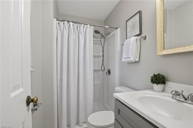 317 Lynchburg DR, Newport News, VA 23606