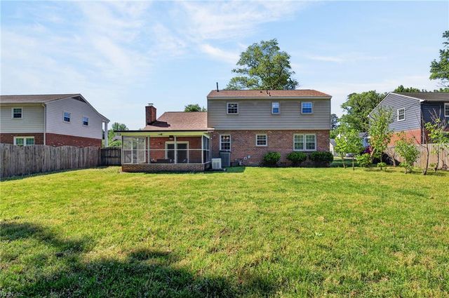 317 Lynchburg DR, Newport News, VA 23606