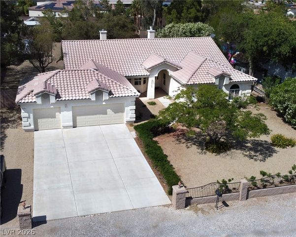 8940 West Fisher Avenue, Las Vegas, NV 89149