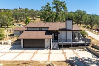 24360 Willow Pass Drive, Tehachapi, CA 93561