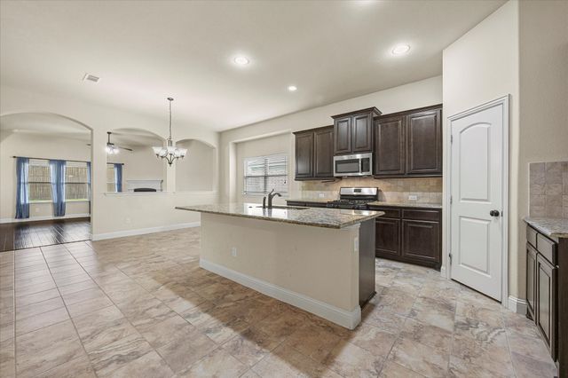 660 Sharpley Drive, Fate, TX 75087