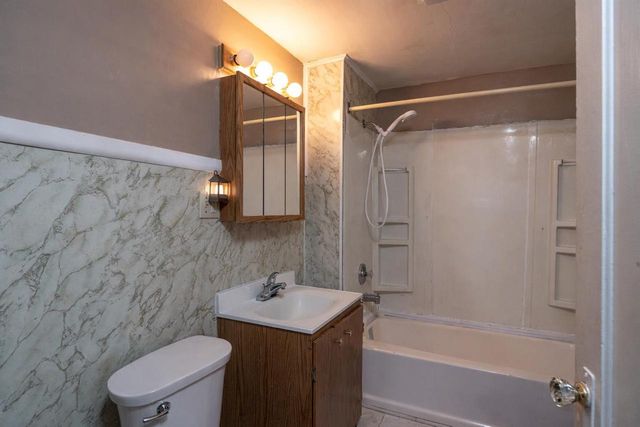 212 4TH STREET, Neenah, WI 54956