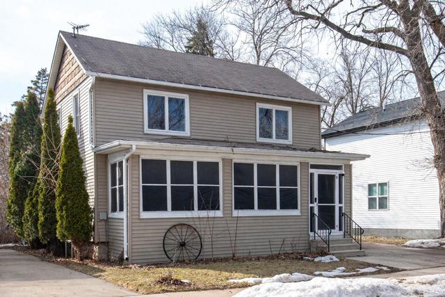 212 4TH STREET, Neenah, WI 54956