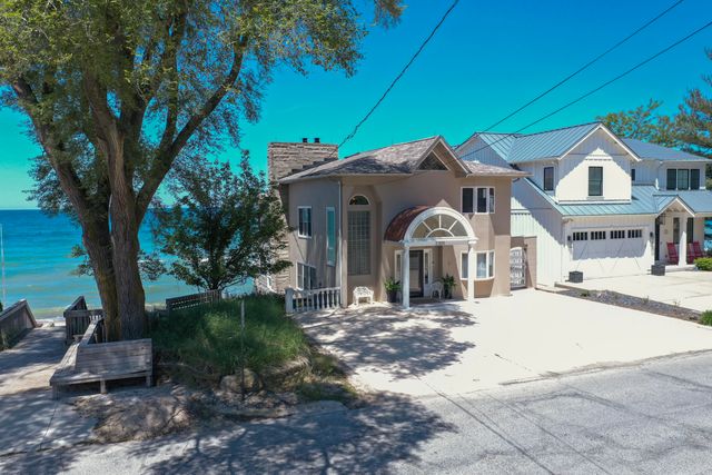 2300 Lake Shore Drive, Long Beach, IN 46360