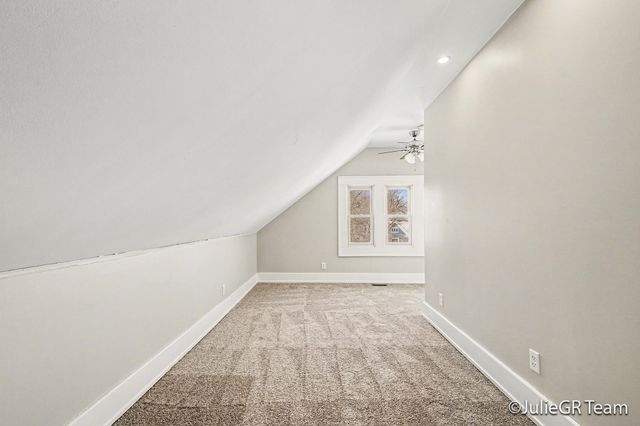 2026 Francis Avenue SE, Grand Rapids, MI 49507