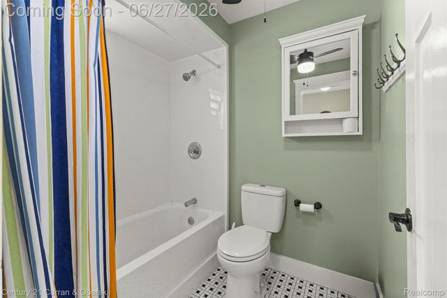 22511 Cherry Hill Street, Dearborn, MI 48124