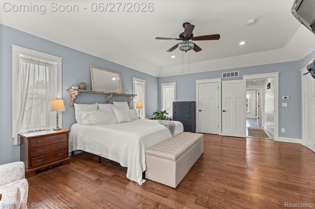 22511 Cherry Hill Street, Dearborn, MI 48124