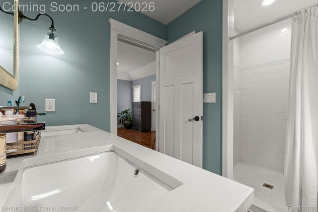 22511 Cherry Hill Street, Dearborn, MI 48124
