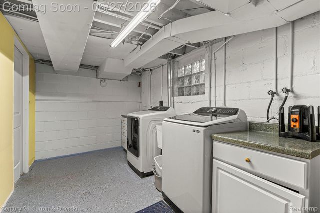 22511 Cherry Hill Street, Dearborn, MI 48124