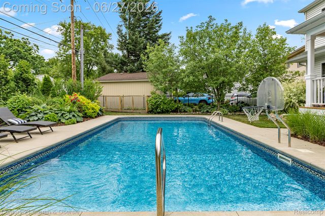 22511 Cherry Hill Street, Dearborn, MI 48124