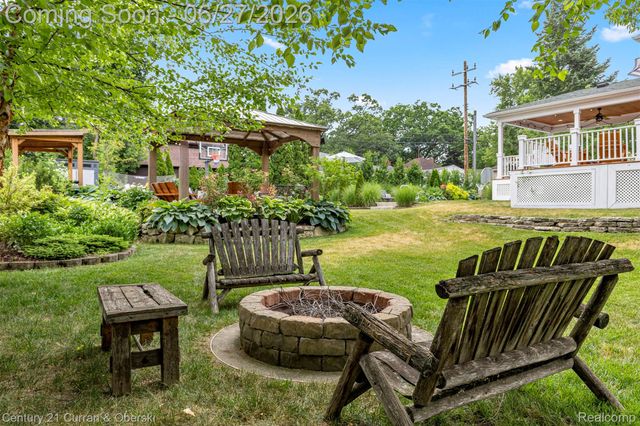 22511 Cherry Hill Street, Dearborn, MI 48124