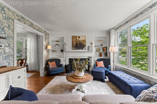 22511 Cherry Hill Street, Dearborn, MI 48124