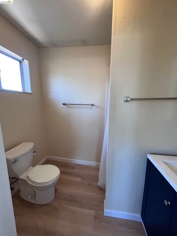 2714 79Th Ave, Oakland, CA 94605