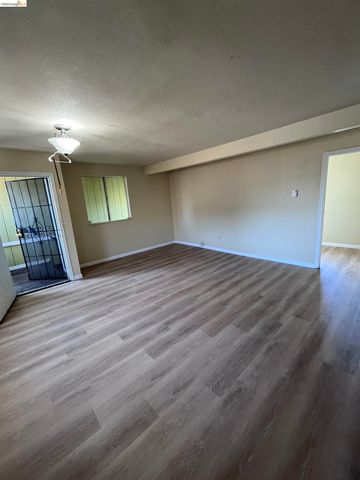 2714 79Th Ave, Oakland, CA 94605