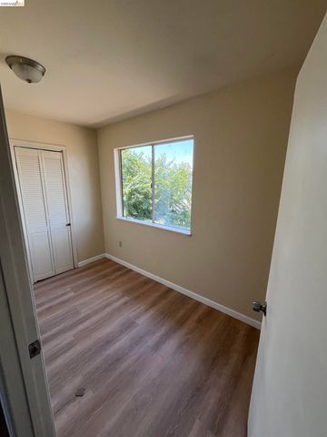 2714 79Th Ave, Oakland, CA 94605