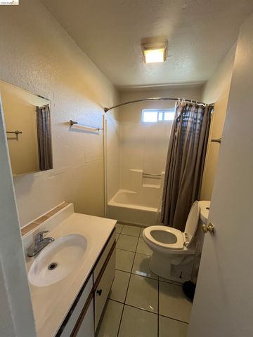 2714 79Th Ave, Oakland, CA 94605