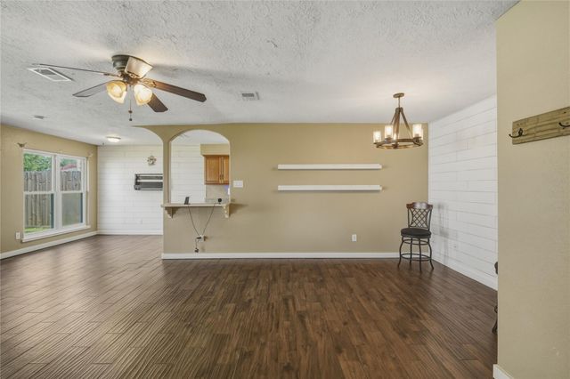 17330 Herrnhut Drive, Webster, TX 77598
