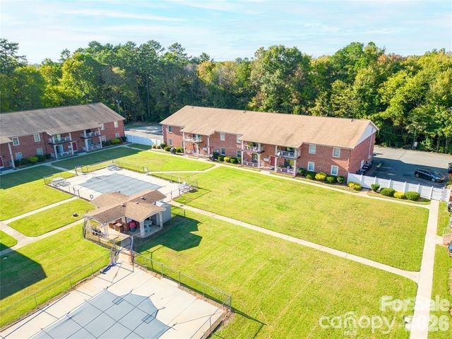 103 Carriage House Drive, Kannapolis, NC 28081