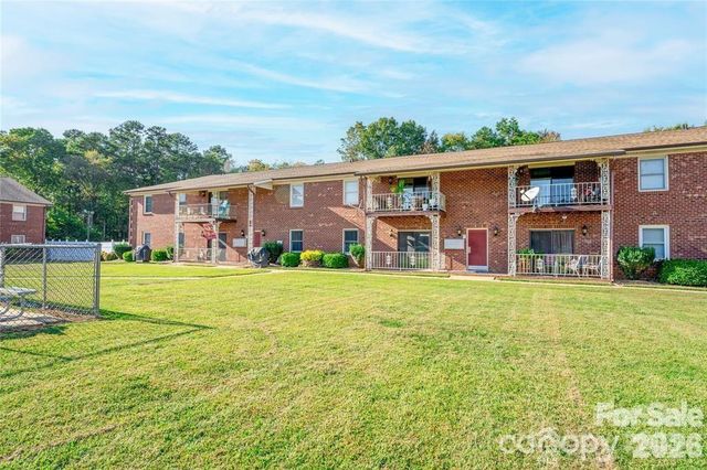 103 Carriage House Drive, Kannapolis, NC 28081