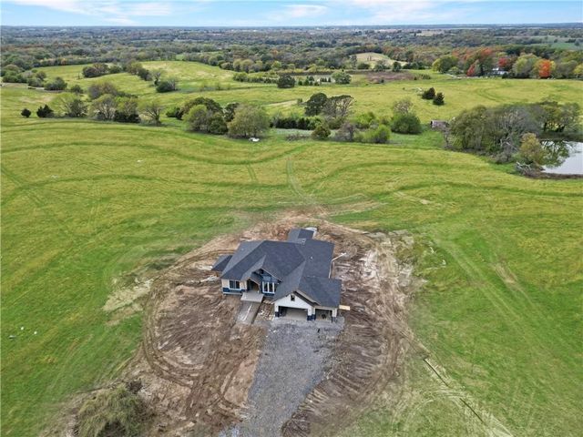 22663 Cherry Tree Lane, Sedalia, MO 65301