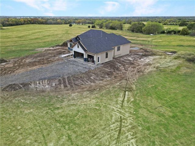 22663 Cherry Tree Lane, Sedalia, MO 65301