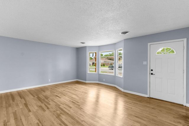 1818 W Belden Street, Sherman, TX 75092