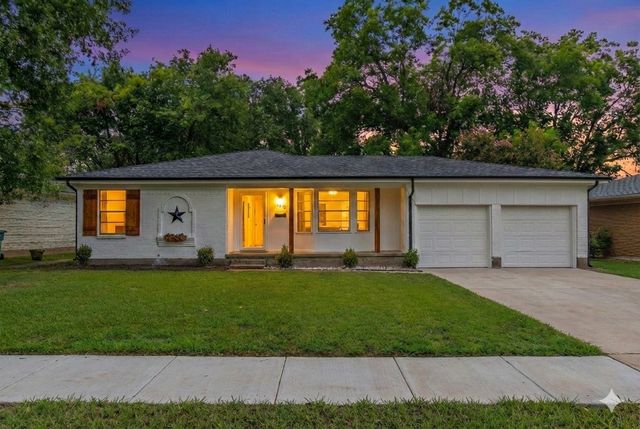 1818 W Belden Street, Sherman, TX 75092