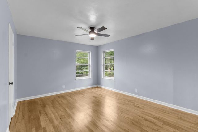 1818 W Belden Street, Sherman, TX 75092