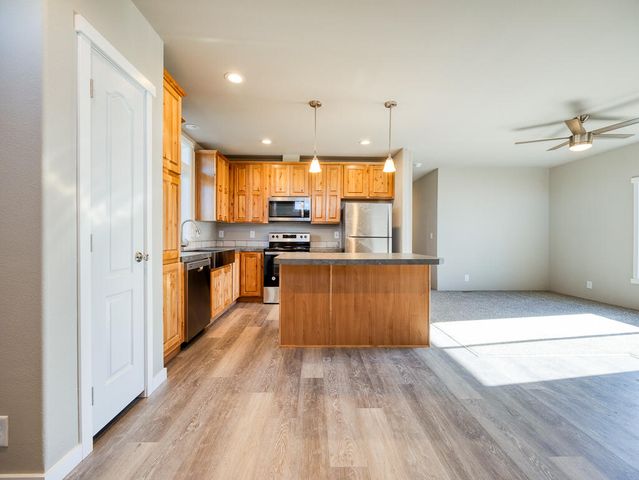 5636 Edith Way 01600, Klamath Falls, OR 97603