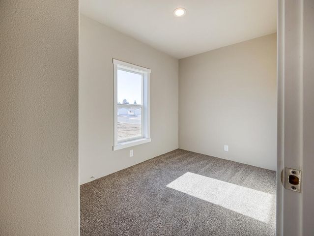 5636 Edith Way 01600, Klamath Falls, OR 97603