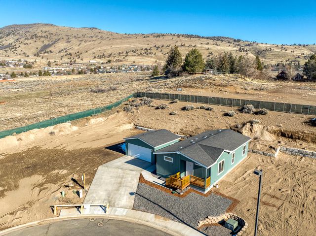 5636 Edith Way 01600, Klamath Falls, OR 97603