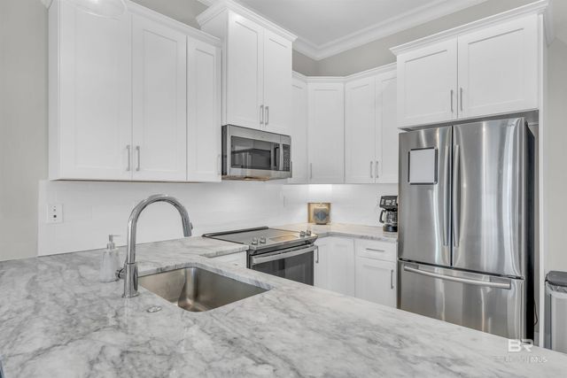 1592 W Beach Boulevard, Gulf Shores, AL 36542