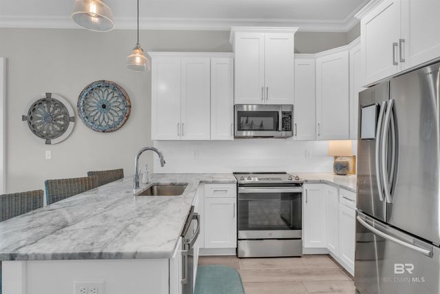 1592 W Beach Boulevard, Gulf Shores, AL 36542