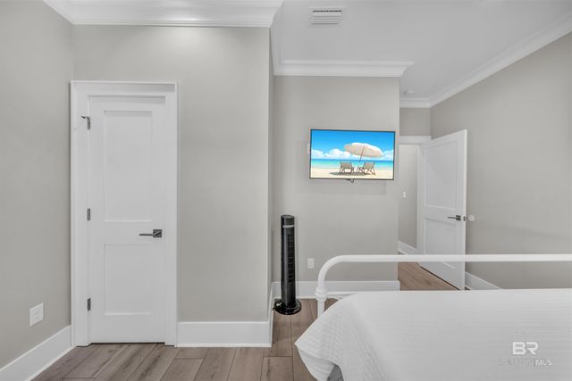 1592 W Beach Boulevard, Gulf Shores, AL 36542