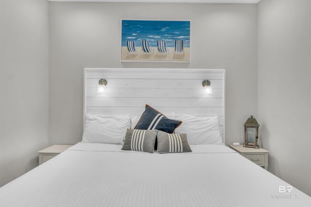 1592 W Beach Boulevard, Gulf Shores, AL 36542