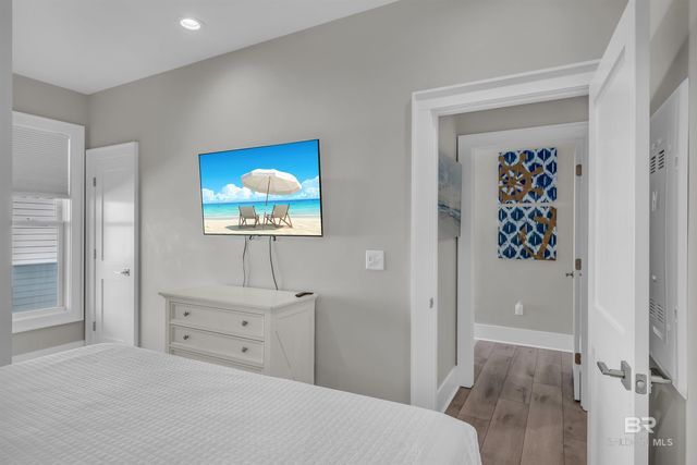 1592 W Beach Boulevard, Gulf Shores, AL 36542