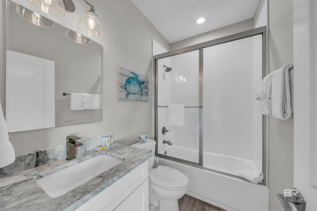 1592 W Beach Boulevard, Gulf Shores, AL 36542