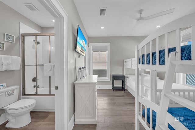 1592 W Beach Boulevard, Gulf Shores, AL 36542