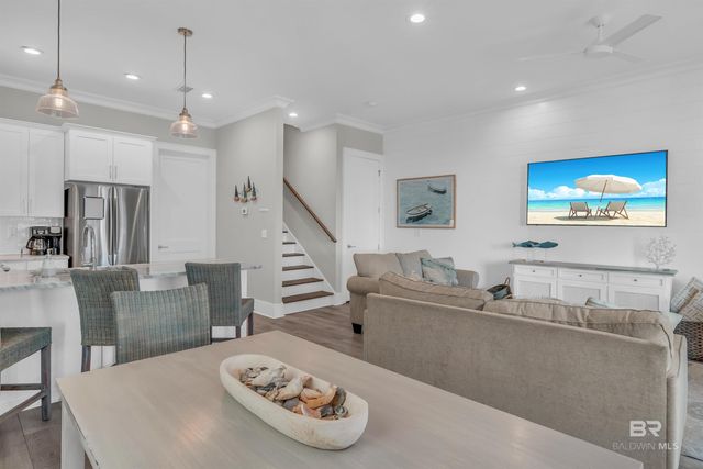 1592 W Beach Boulevard, Gulf Shores, AL 36542